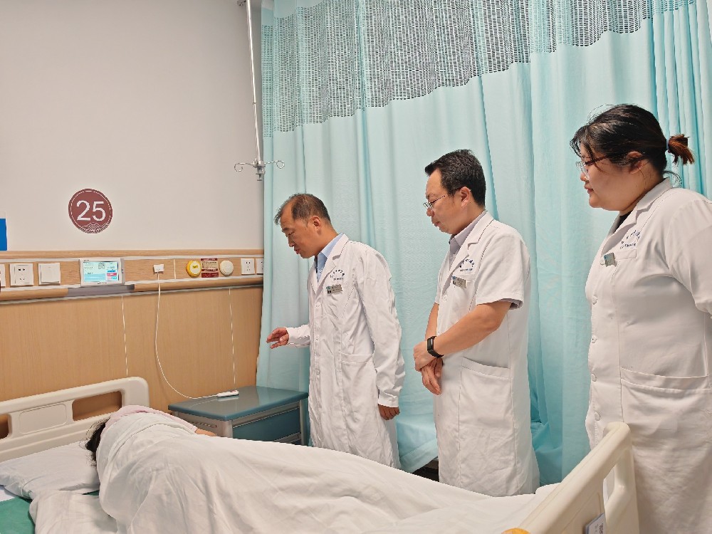 告别“谈肛色变”！东营市中医院“无痛···